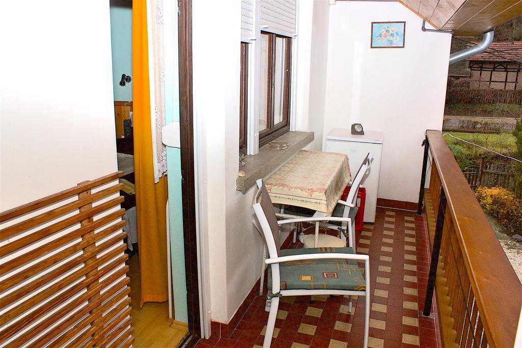 Pereszlenyi Vendeghaz Hotell Visegrád Rom bilde